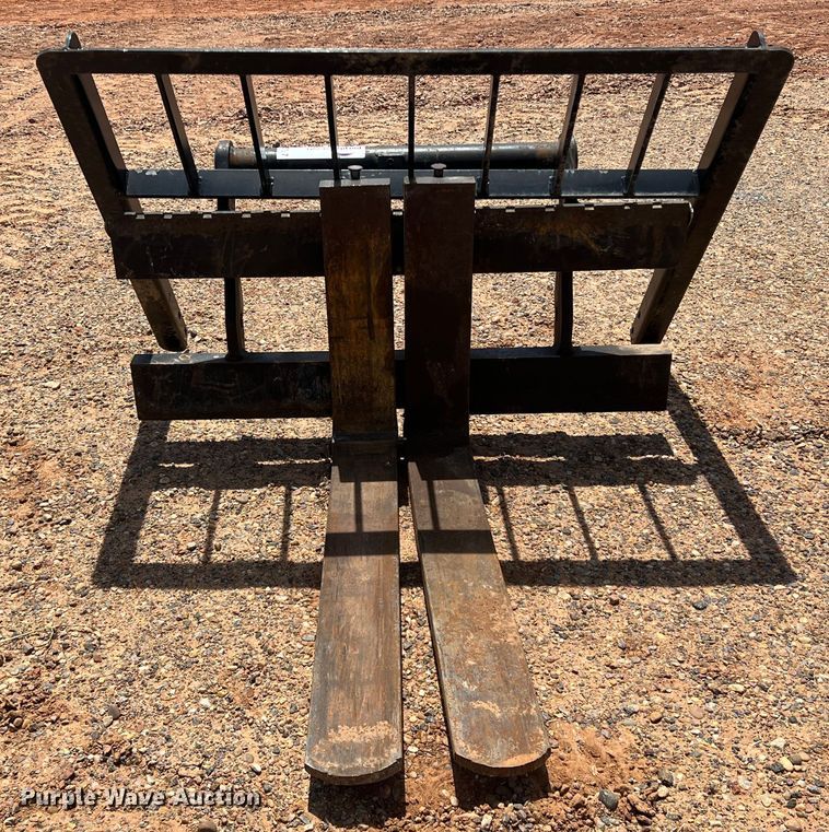 image for item DR5707 2018 Manitou PFB 45N MT-1260 654407  42"L forks