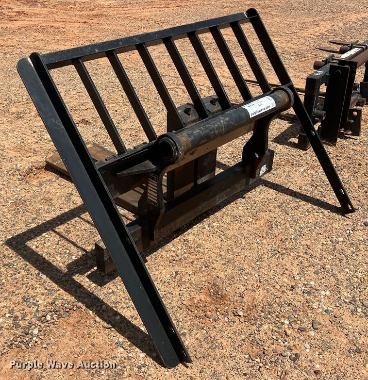 image for item DR5707 2018 Manitou PFB 45N MT-1260 654407  42"L forks