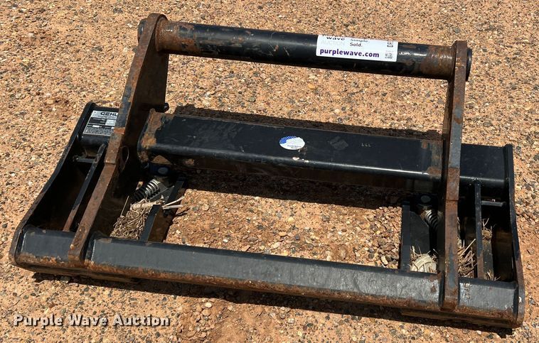 image for item DR5708 Gehl 12836  telehandler to skid steer adapter