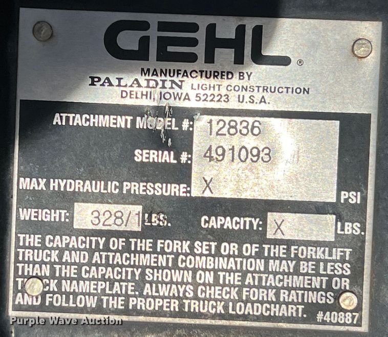 image for item DR5708 Gehl 12836  telehandler to skid steer adapter