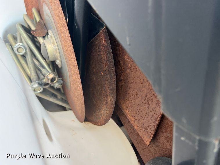 image for item DR5713 Dawn Duoseed (18) planter row units