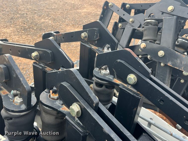 image for item DR5714 Dawn Duoseed (18) planter row units