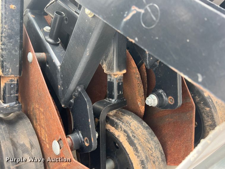 image for item DR5714 Dawn Duoseed (18) planter row units