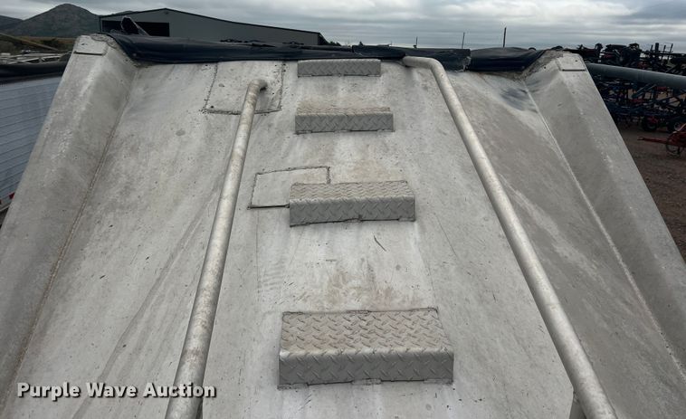 image for item DR5715 1989 Beall BABDS-44-2  bottom dump trailer