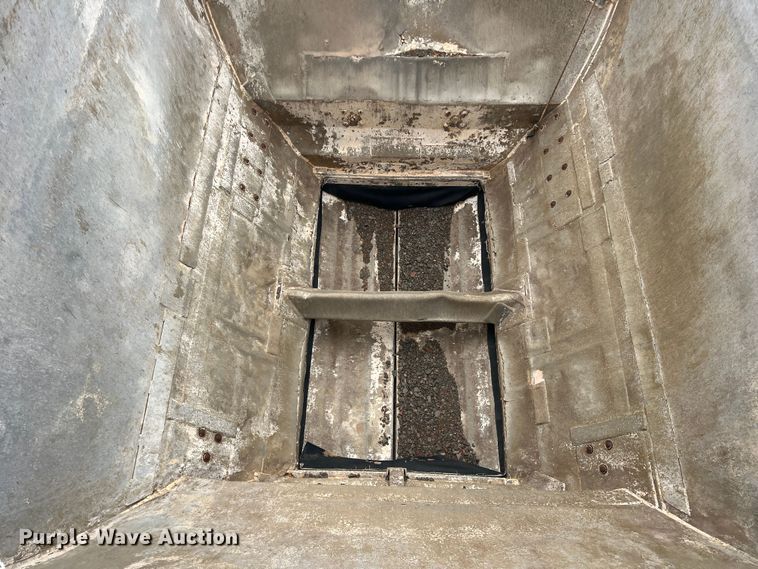 image for item DR5715 1989 Beall BABDS-44-2  bottom dump trailer