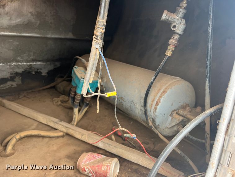 image for item DR5715 1989 Beall BABDS-44-2  bottom dump trailer