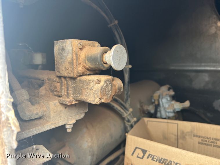 image for item DR5715 1989 Beall BABDS-44-2  bottom dump trailer