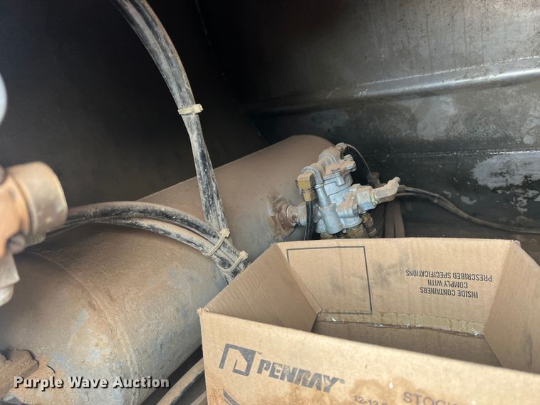 image for item DR5715 1989 Beall BABDS-44-2  bottom dump trailer