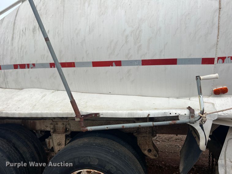 image for item DR5715 1989 Beall BABDS-44-2  bottom dump trailer