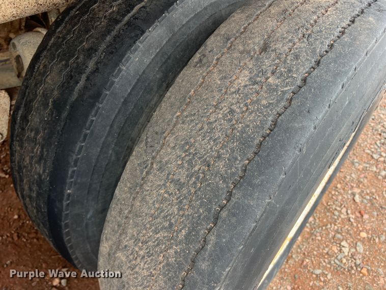 image for item DR5715 1989 Beall BABDS-44-2  bottom dump trailer