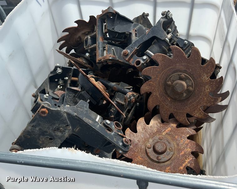 image for item DR5718 (17) Yetter row cleaners