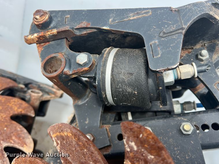 image for item DR5718 (17) Yetter row cleaners