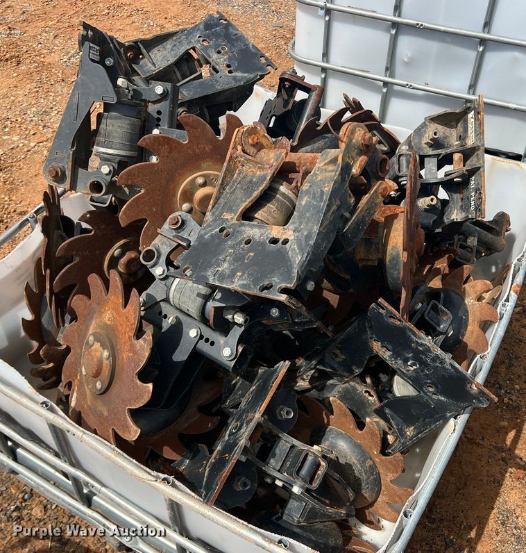 image for item DR5719 (16) Yetter row cleaners