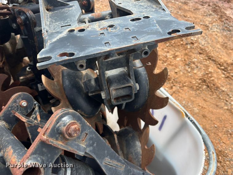 image for item DR5719 (16) Yetter row cleaners