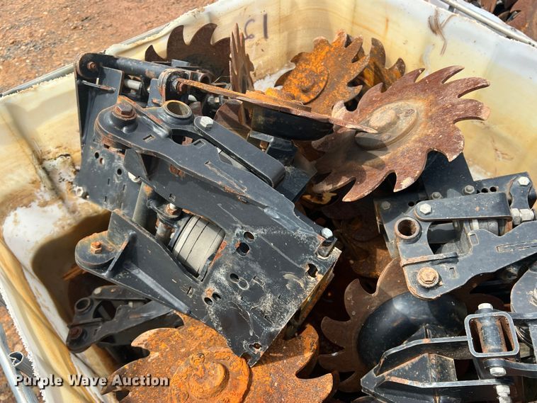 image for item DR5720 (12) Yetter row cleaners