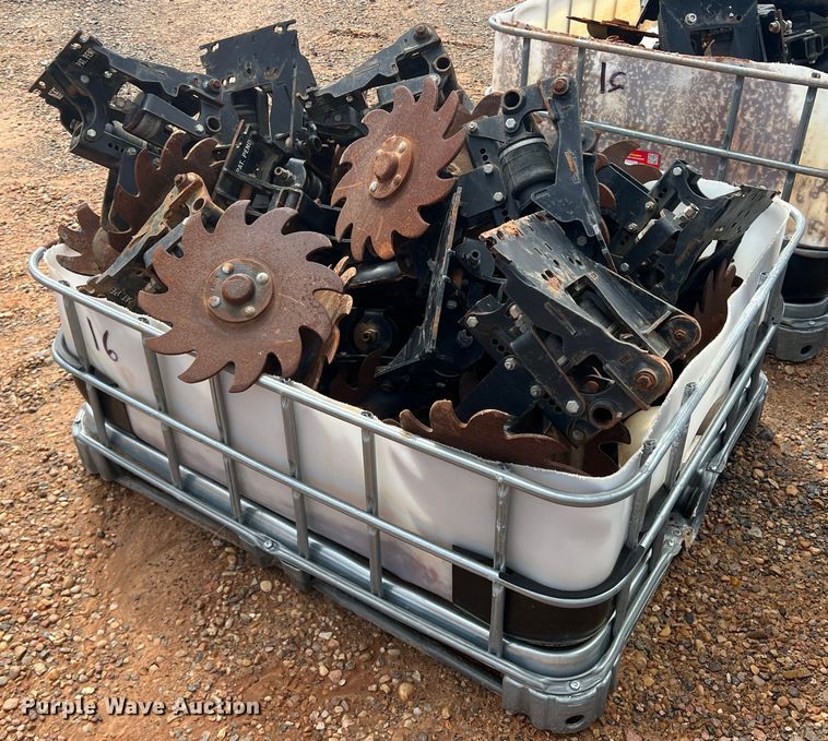 image for item DR5721 (16) Yetter row cleaners