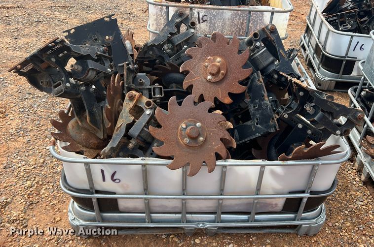 image for item DR5721 (16) Yetter row cleaners