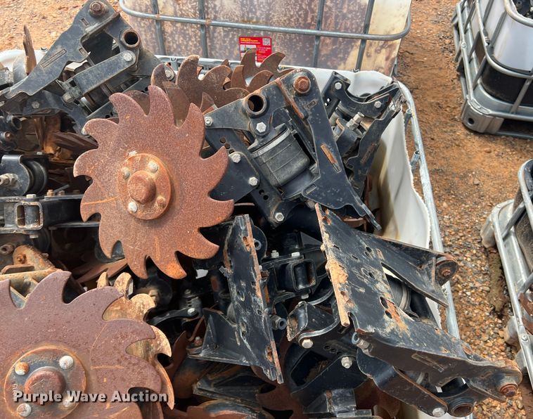 image for item DR5721 (16) Yetter row cleaners