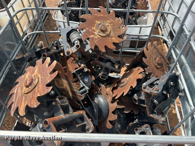 image for item DR5722 (16) Yetter row cleaners