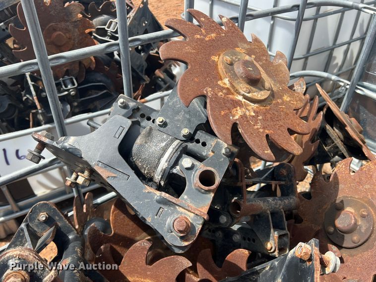 image for item DR5722 (16) Yetter row cleaners