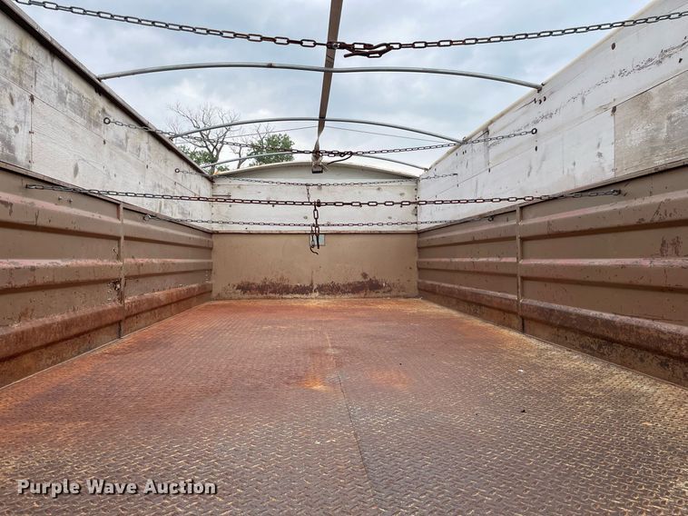 image for item DS7134 1972 Chevrolet C60  grain truck