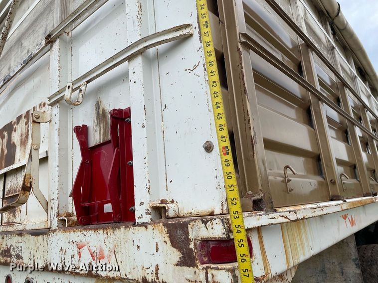 image for item DS7134 1972 Chevrolet C60  grain truck