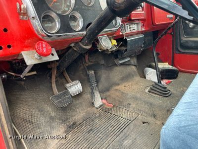 image for item DS7134 1972 Chevrolet C60  grain truck