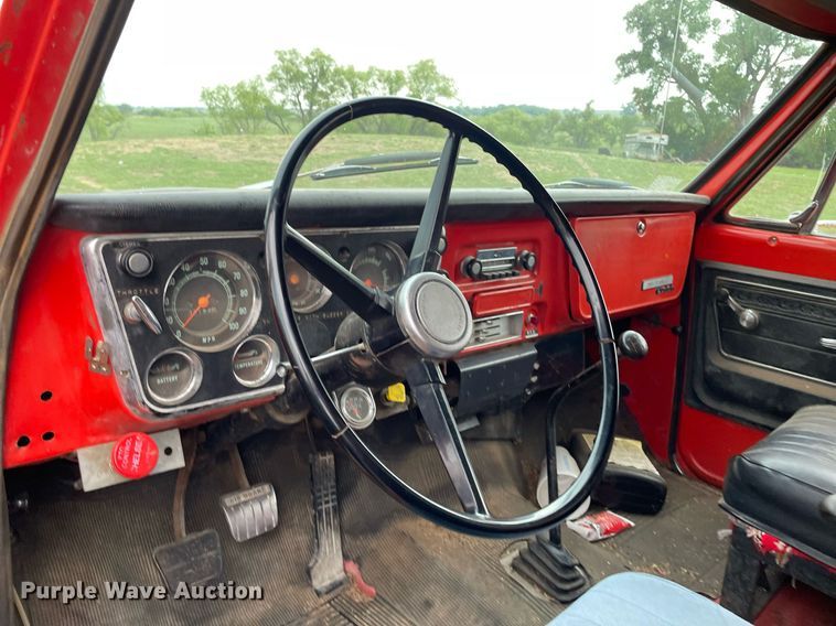 image for item DS7134 1972 Chevrolet C60  grain truck