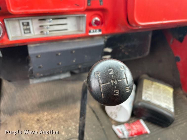 image for item DS7134 1972 Chevrolet C60  grain truck