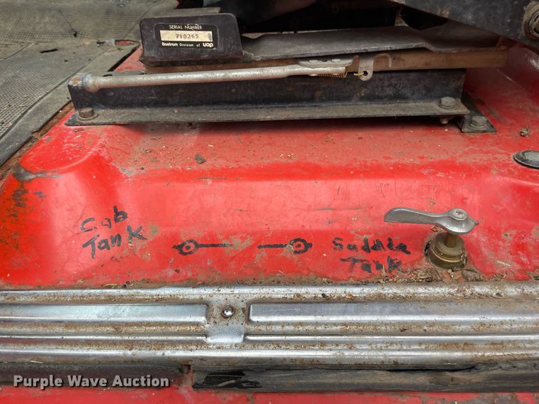 image for item DS7134 1972 Chevrolet C60  grain truck