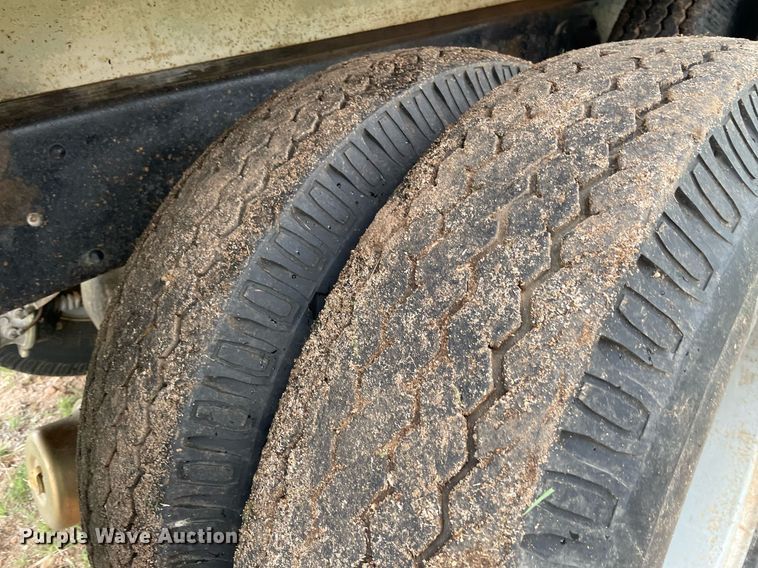 image for item DS7134 1972 Chevrolet C60  grain truck