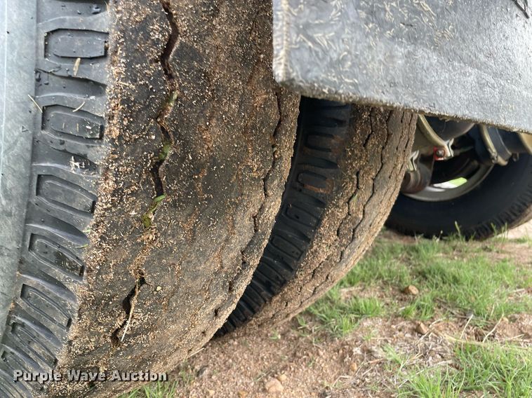 image for item DS7134 1972 Chevrolet C60  grain truck