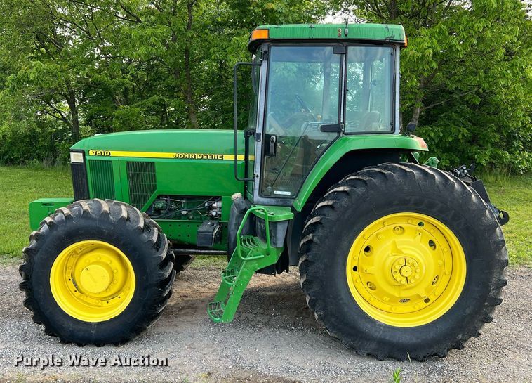 image for item II9034 1998 John Deere 7610  MFWD tractor