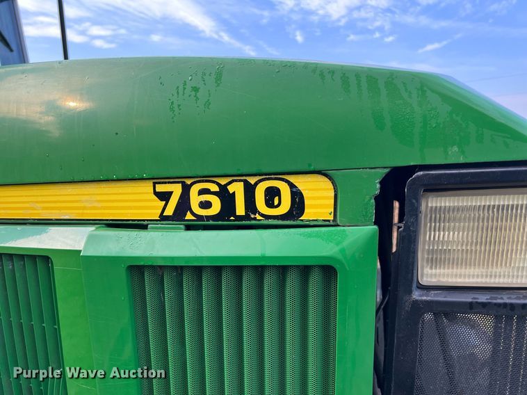 image for item II9034 1998 John Deere 7610  MFWD tractor