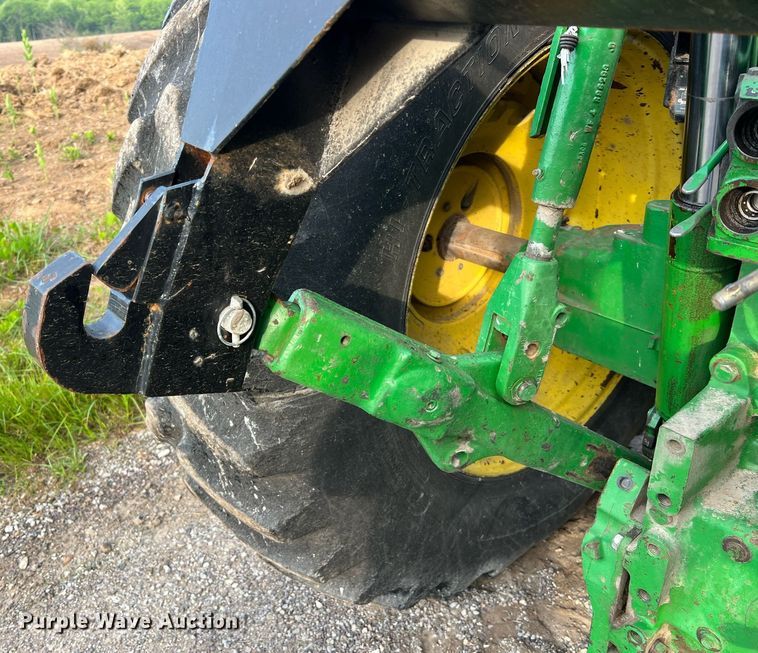 image for item II9034 1998 John Deere 7610  MFWD tractor