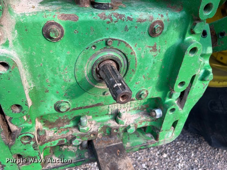 image for item II9034 1998 John Deere 7610  MFWD tractor