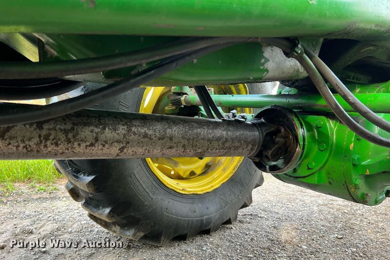 image for item II9034 1998 John Deere 7610  MFWD tractor