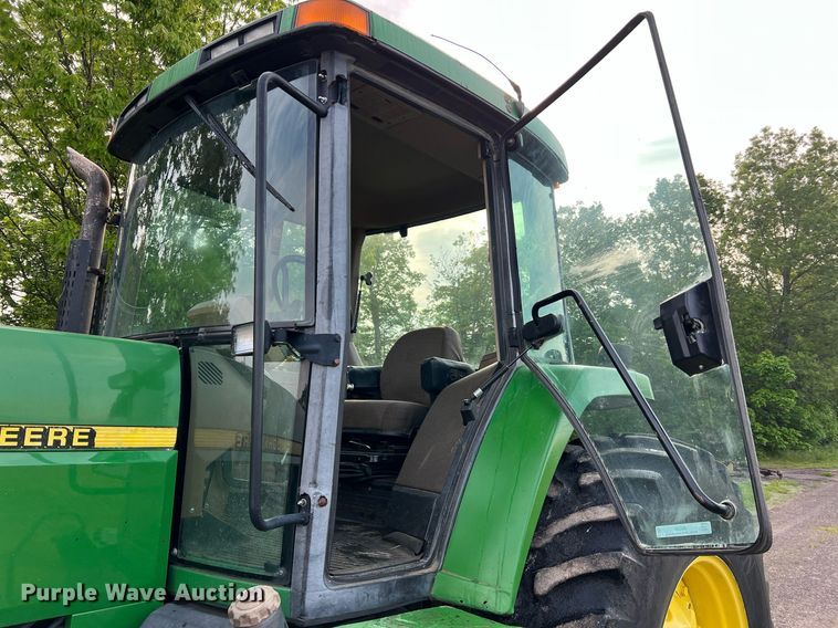 image for item II9034 1998 John Deere 7610  MFWD tractor