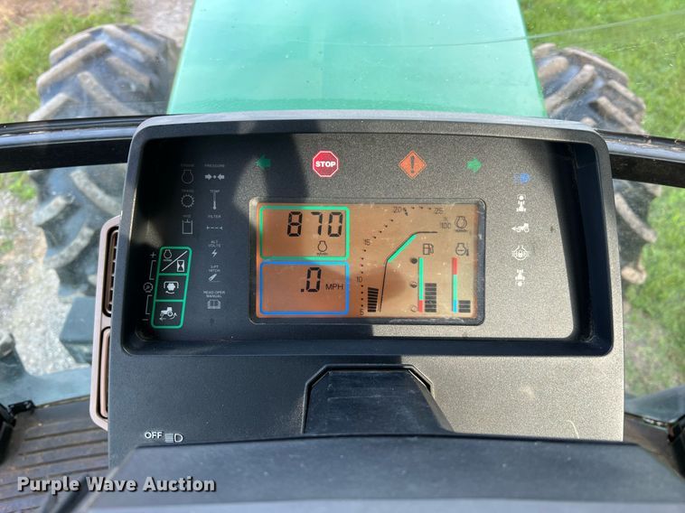 image for item II9034 1998 John Deere 7610  MFWD tractor