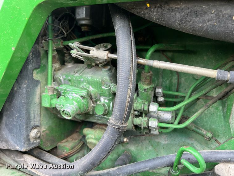 image for item II9034 1998 John Deere 7610  MFWD tractor
