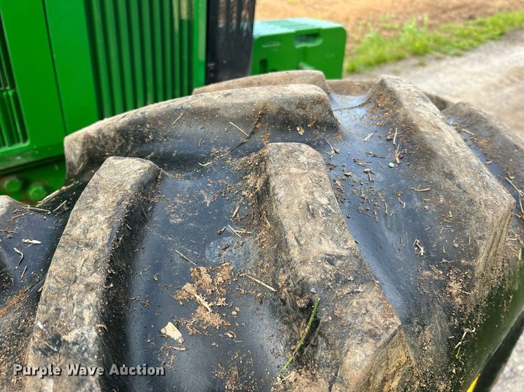 image for item II9034 1998 John Deere 7610  MFWD tractor