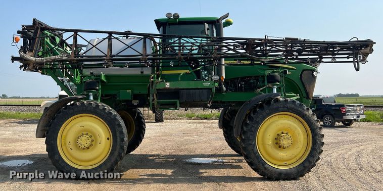 image for item II9109 2009 John Deere 4730  sprayer