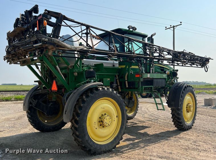 image for item II9109 2009 John Deere 4730  sprayer