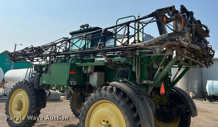 image for item II9109 2009 John Deere 4730  sprayer