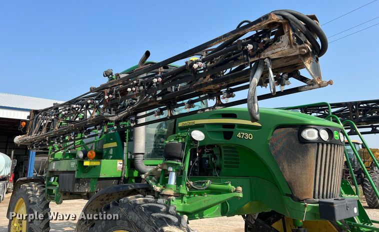 image for item II9109 2009 John Deere 4730  sprayer