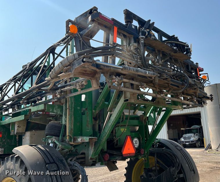 image for item II9109 2009 John Deere 4730  sprayer