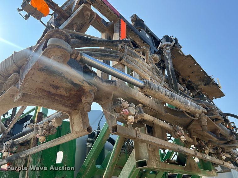 image for item II9109 2009 John Deere 4730  sprayer