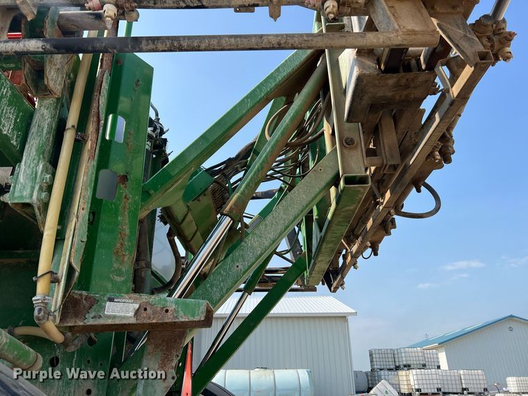 image for item II9109 2009 John Deere 4730  sprayer