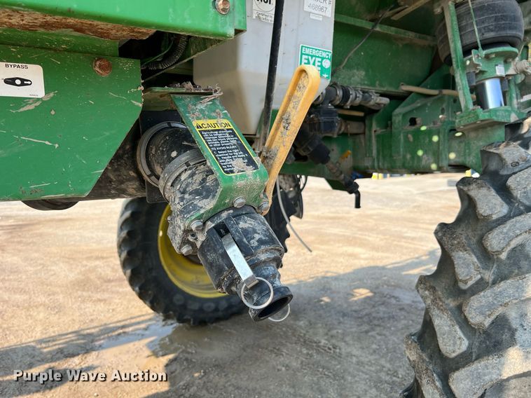 image for item II9109 2009 John Deere 4730  sprayer