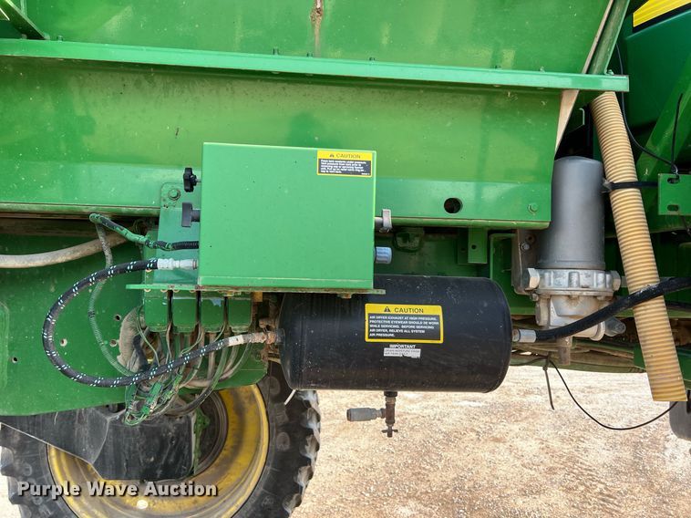 image for item II9109 2009 John Deere 4730  sprayer